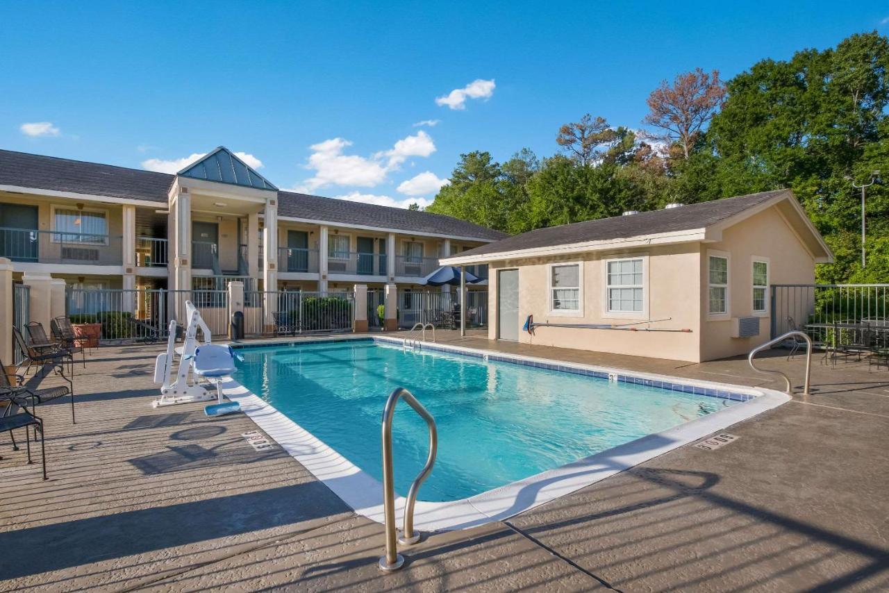 Quality Inn & Suites Lufkin Kültér fotó