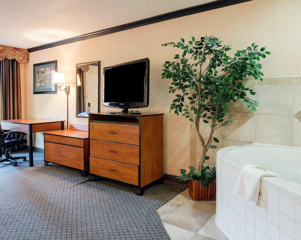 Quality Inn & Suites Lufkin Kültér fotó
